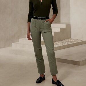 NWT Banana Republic Factory Authentic Girlfriend Chino pants green women 12